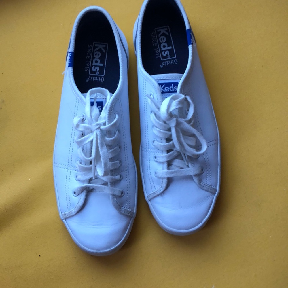 White keds